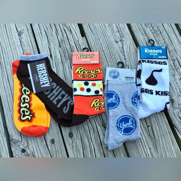 NEW 5 Pair Mens Socks Candy Hershey Reese’s York Chocolate Theme Dad Man Gift - Picture 6 of 6